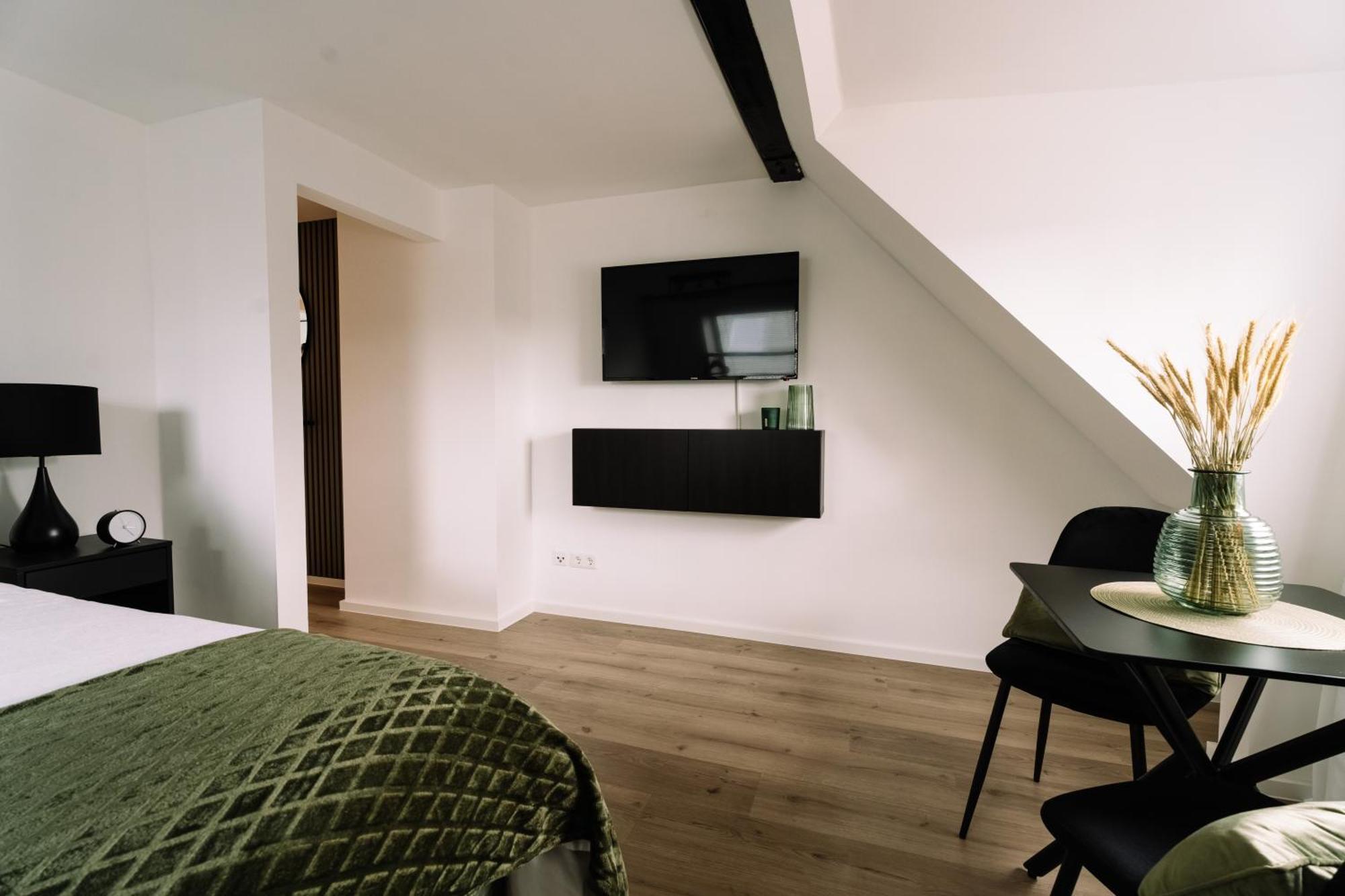 Green Flat Duesseldorf 2.0 Luaran gambar