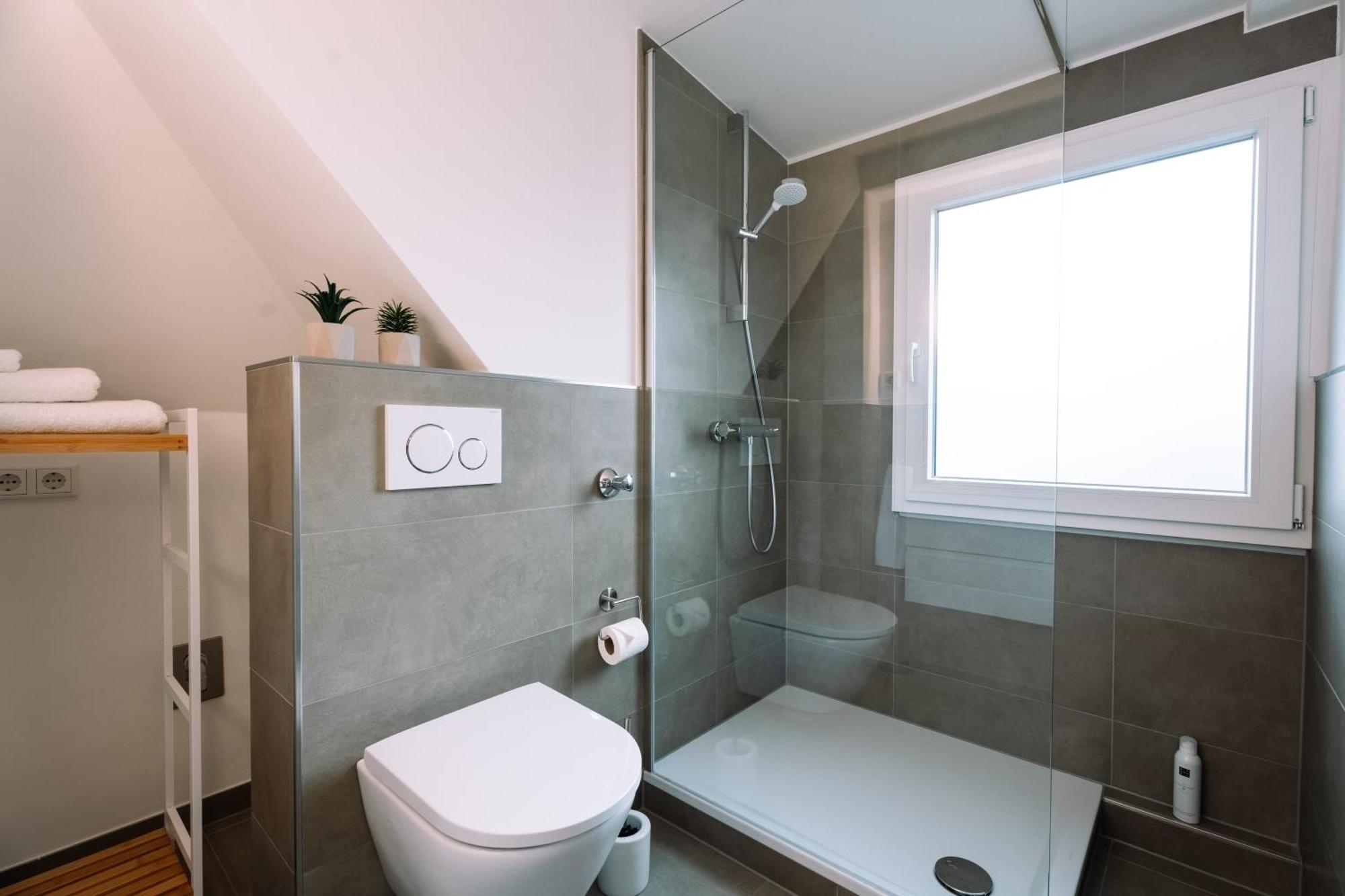 Green Flat Duesseldorf 2.0 Luaran gambar